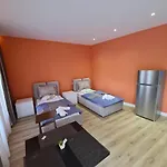 Center * Tirana